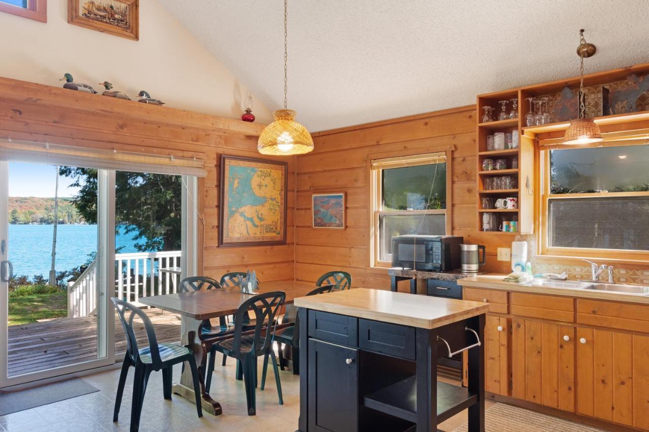 Walloon Lake Cottage Boyne City Buitenkant foto