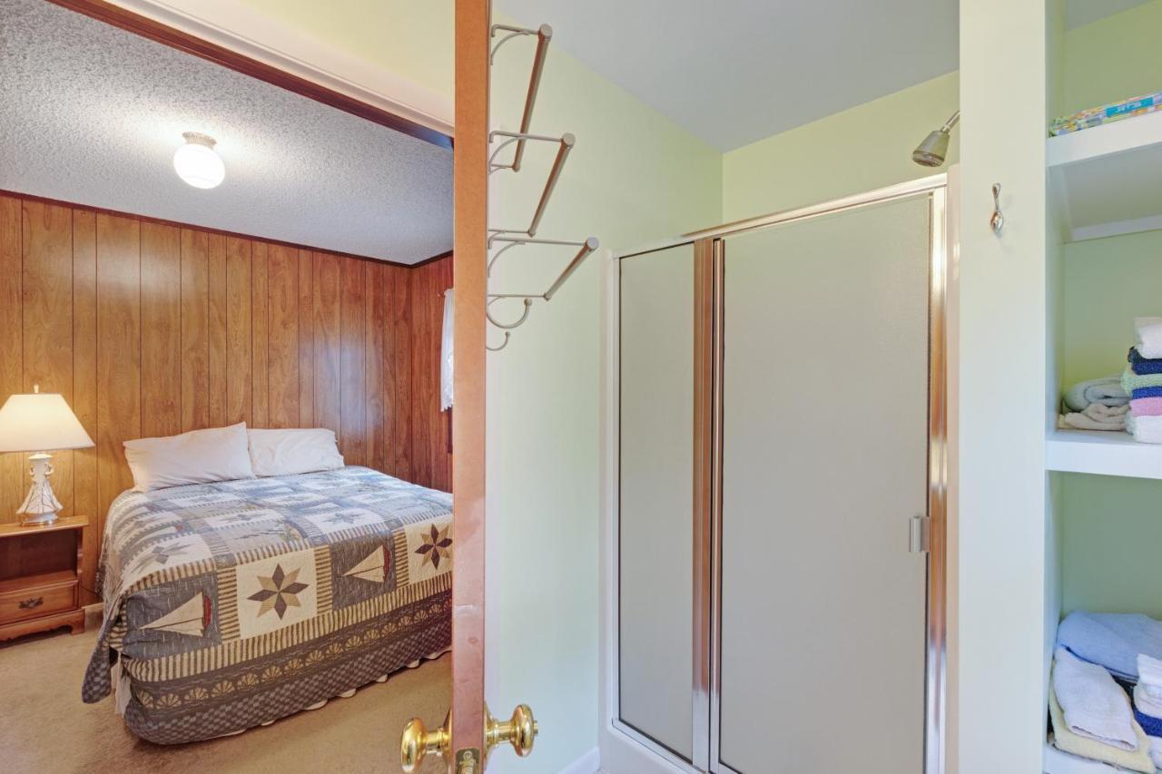 Walloon Lake Cottage Boyne City Buitenkant foto